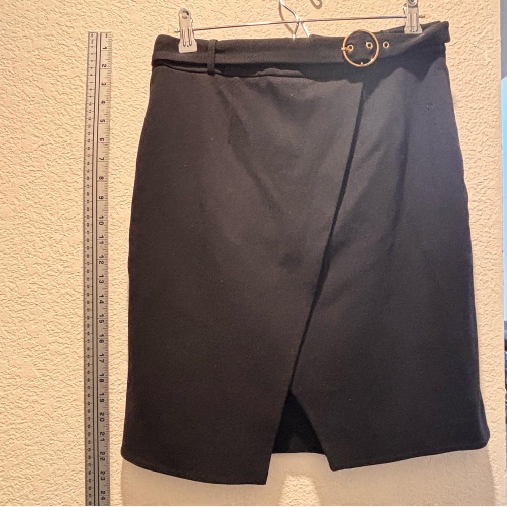 Tahari Black Pencil Skirt with Gold Accent